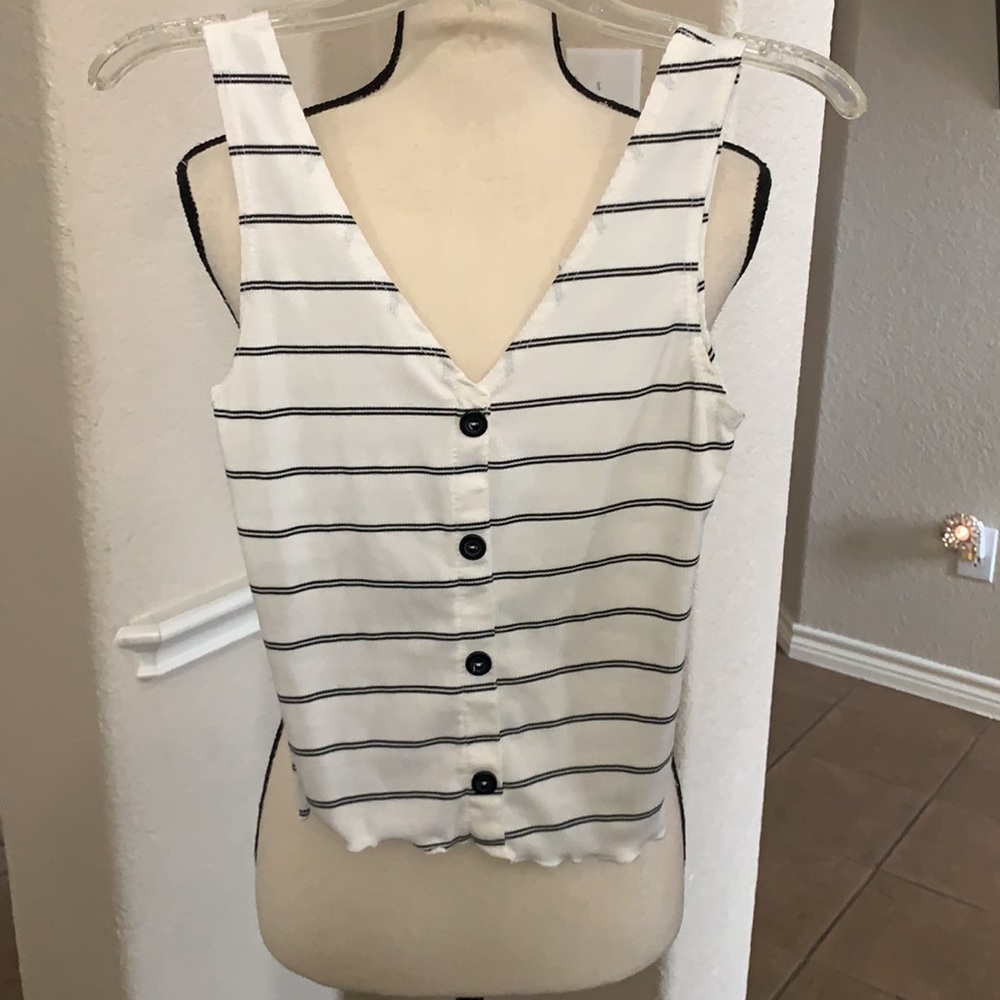 White & black cropped striped ribbed tank top